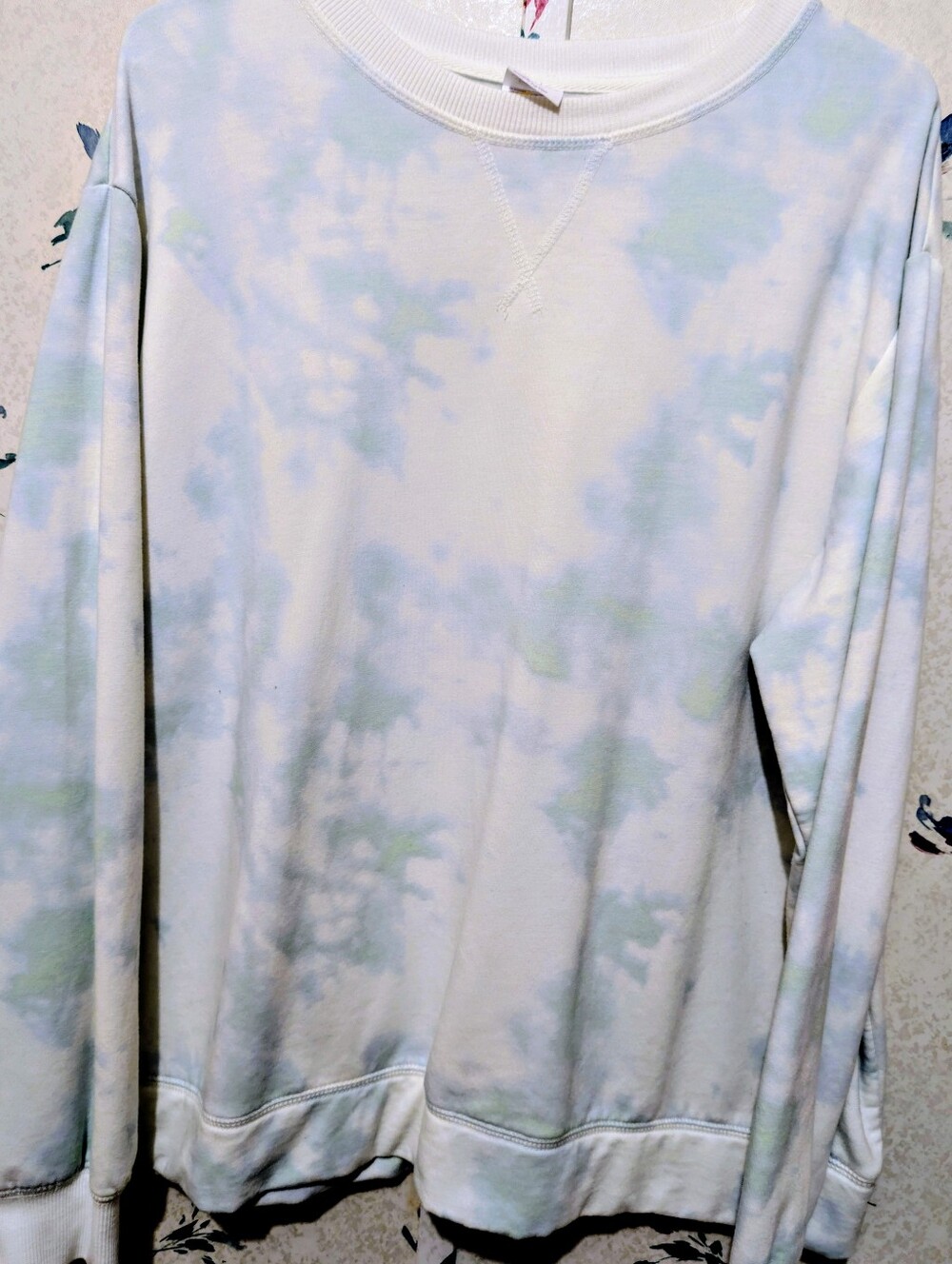 NWOT Stars Above Tie-Dye Crewneck Sweatshirt - Light Blue & Pale Green-XXL